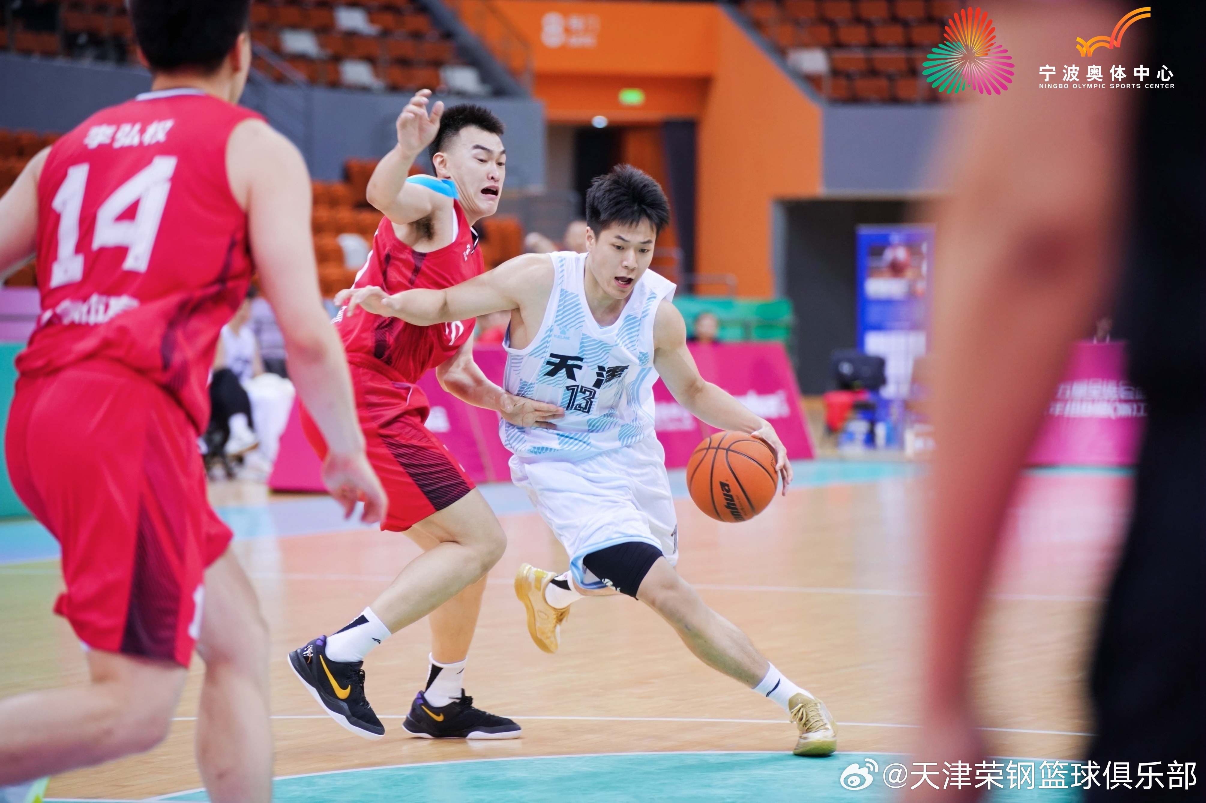 CBA季后赛倒计时;上海海港赛前外线爆发;细节引发关注;目标明确;球探报告显示潜力的简单介绍 CBA季后赛倒计时;上海海港赛前外线爆发;细节引发关注;目标明确;球探报告显示潜力的简单介绍