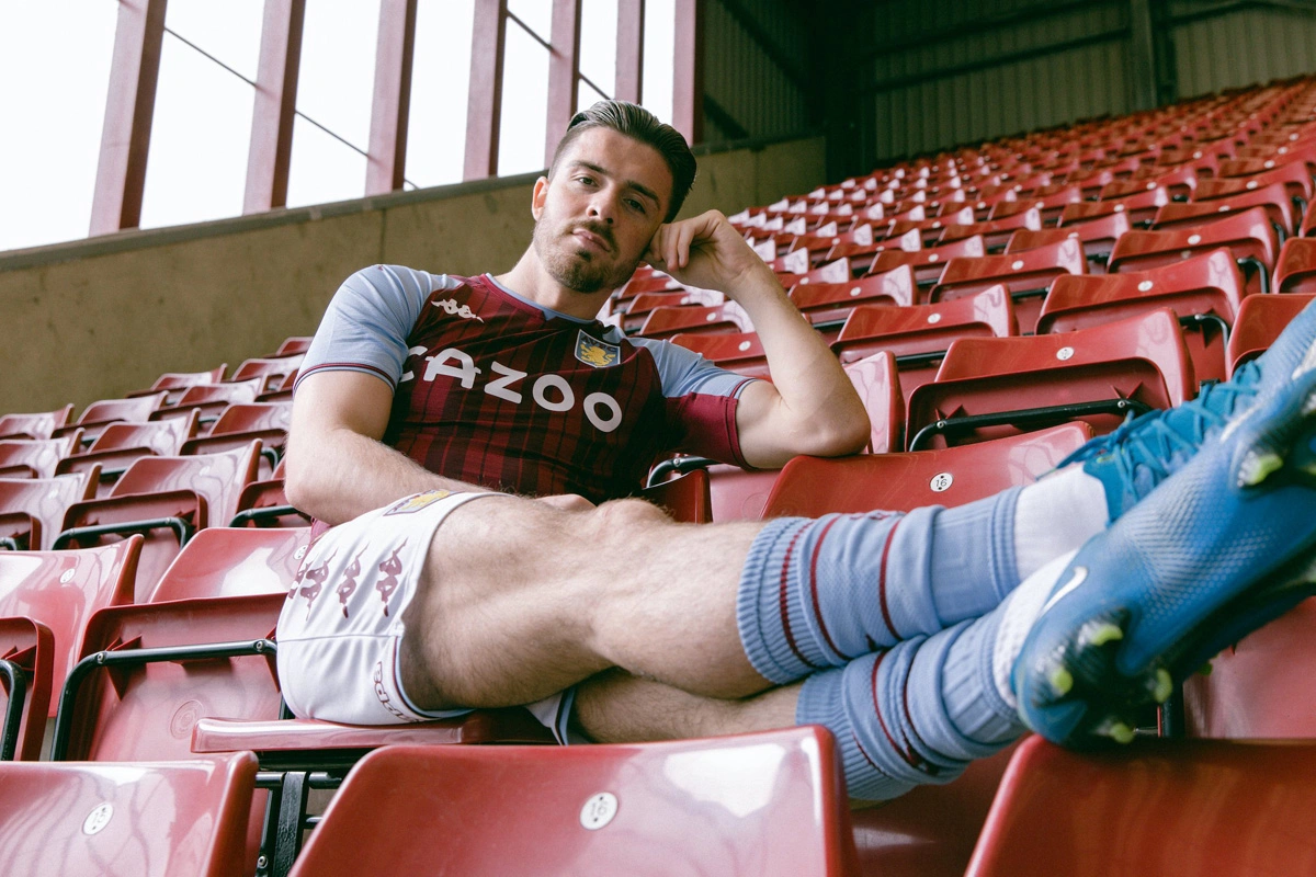 包含国王杯今晨走向成谜；阿斯顿维拉完成体检；话题不断；赛季目标并未改变的词条